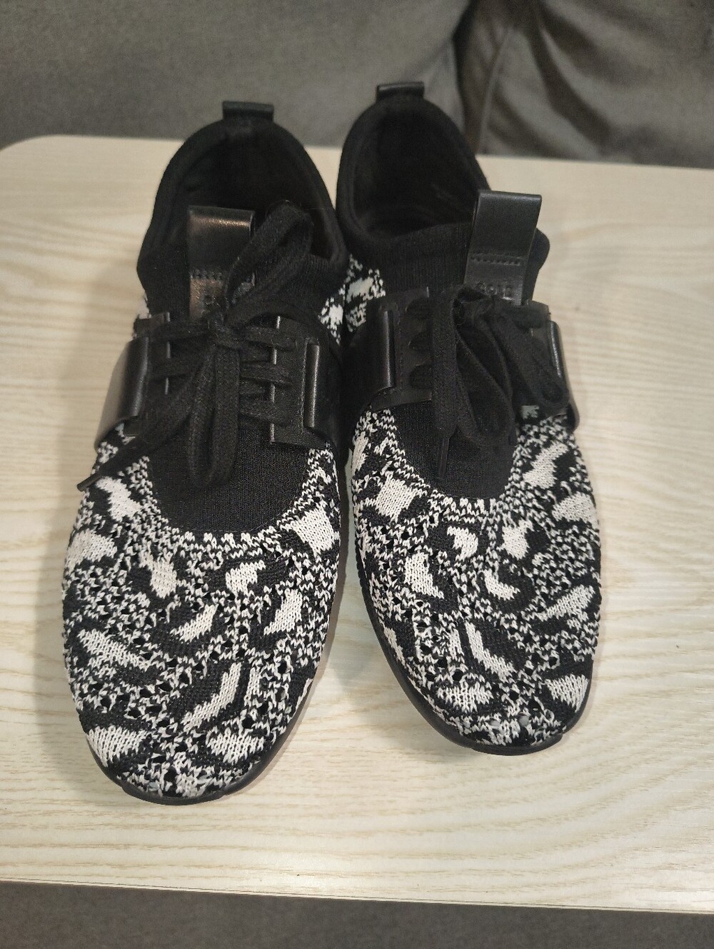 Cole Haan StudiøGrand Knit Sneakers – Women's 9.5 - Picture 2 of 7